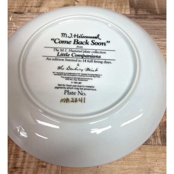 M.I. Hummel "Come Back Soon" Limited Edition Collector Plate - Picture 3 of 3